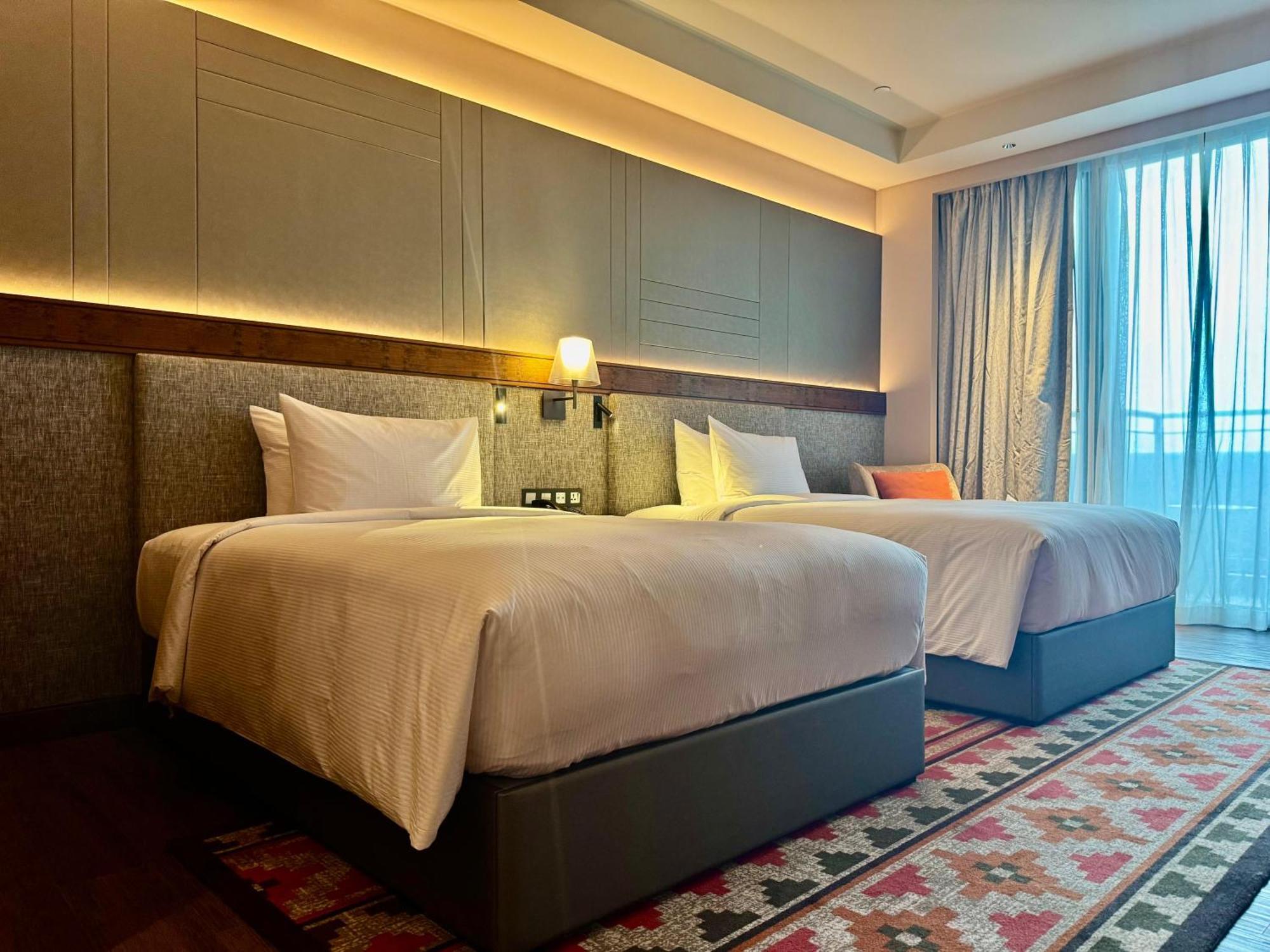 Palm Springs Hotel Дили Экстерьер фото
